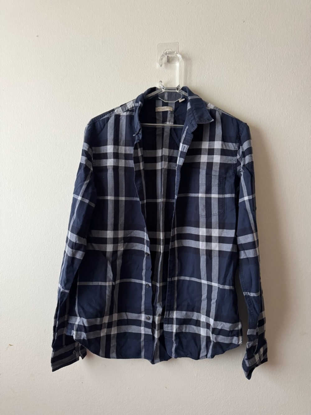 💯 Auth Burberry button down shirt